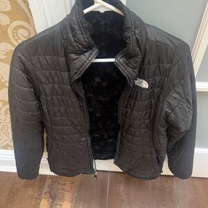 Reversible Girls Northfave jacket size large